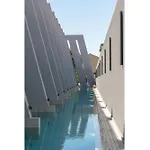Agkyra 4*