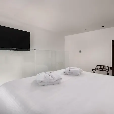 Agkyra Hotel 4*